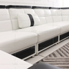 Stilvolles Sofa mit Sofa aus Canvas und Couchtisch