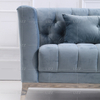 Zeitgenössisches luxuriöses 2-Sitzer-Sofa aus synthetischem Stoff